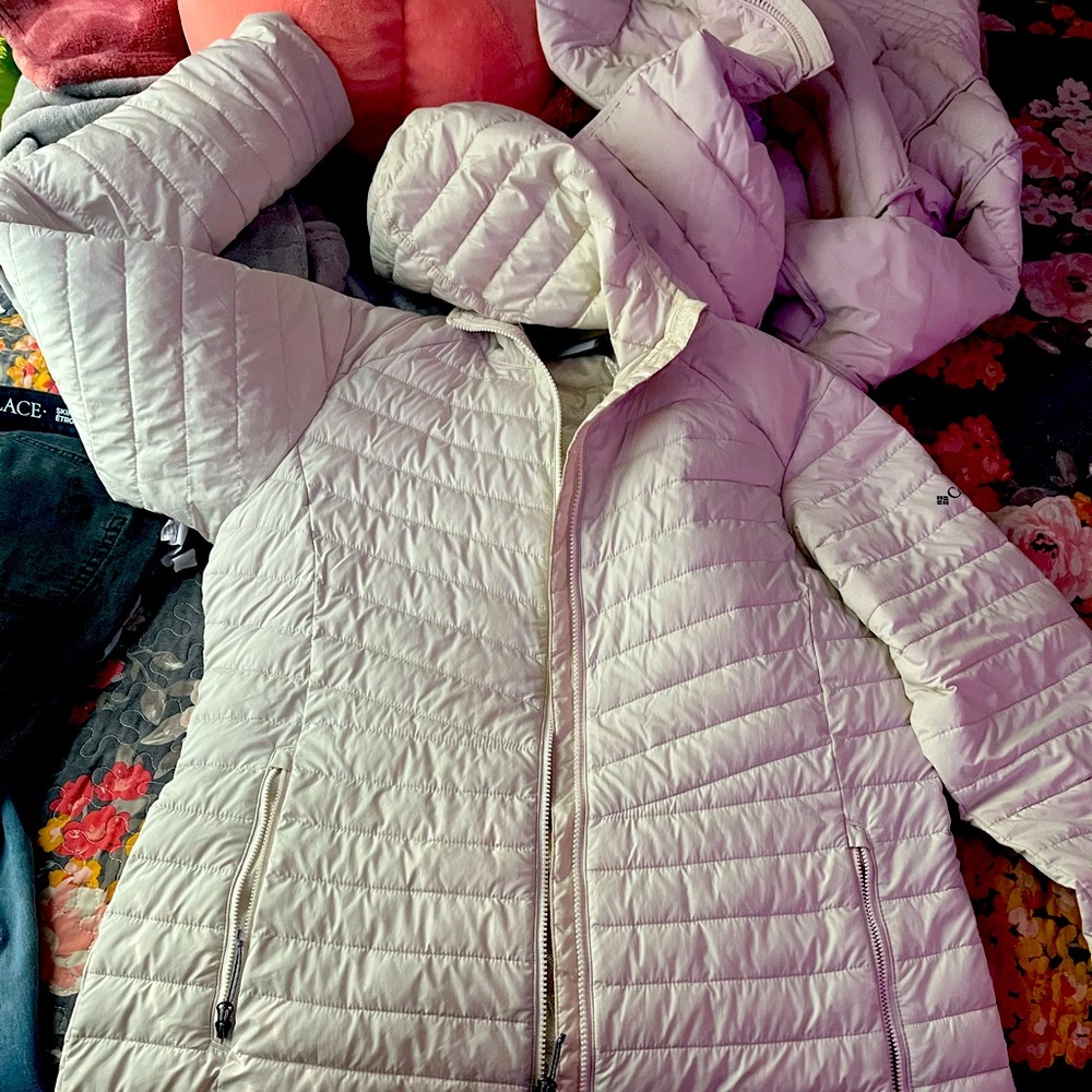 Columbia Cream long winter coat, no flaws.